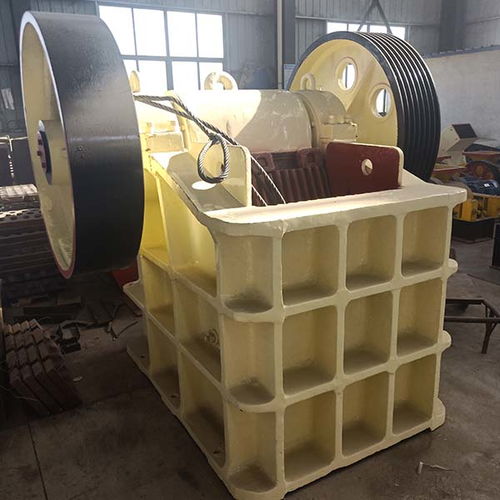 探索PE鄂式破碎机价格 超伟建材机械厂产品与建筑陶瓷制品销售